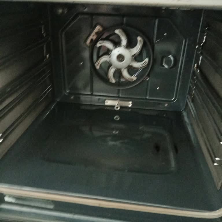 Arçelik Ankastre Fırında Erken Paslanma Ve Fan Kapağı Sorunu