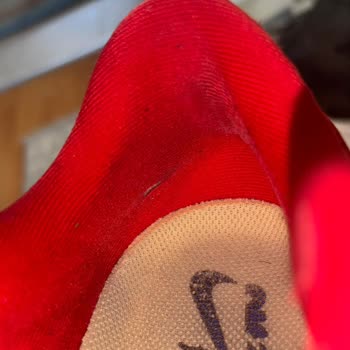 Kısa Sürede Deforme Olan Ayakkabı İçin Garanti Ve İade Sorunu