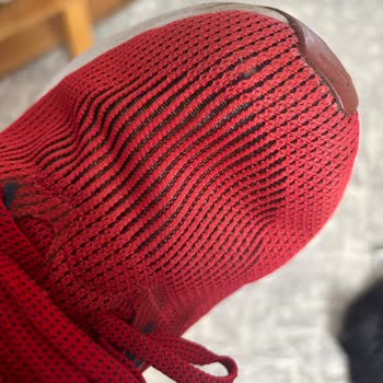 Kısa Sürede Deforme Olan Ayakkabı İçin Garanti Ve İade Sorunu