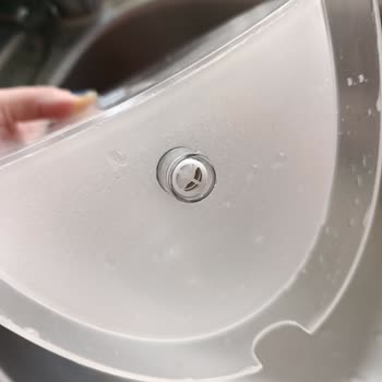 Nescafe Kahve Makinesi Su Sızdırıyor ve Teknik Destek Alınamıyor