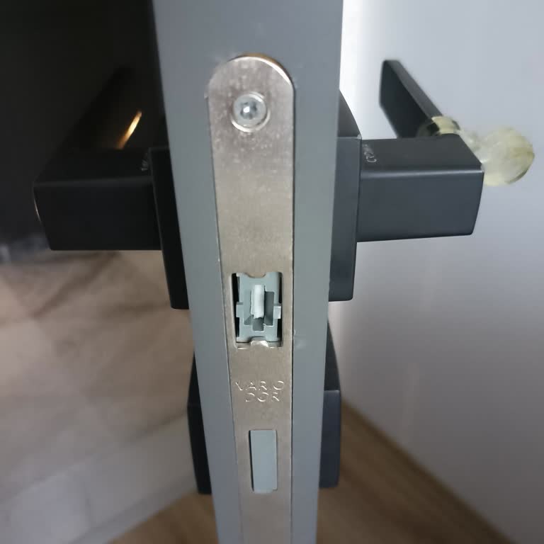 Variodor Kapı Kilitlerinde Kırılan Parçalar İçin Yedek Parça Sorunu