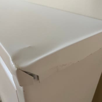 Ayakkabılık Teslimatında Ezilme Ve Kargo Sorunu, Firma İle İletişim Talebi