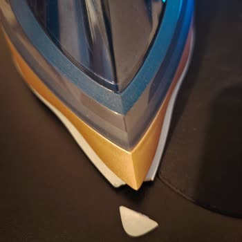 Yeni Ütüye Yüksek Servis Ücreti Ve Çözüm Eksikliği