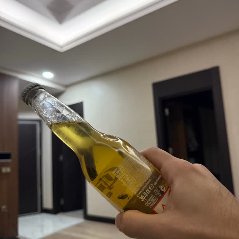 Corona Bira Şişesinde Beklenmedik Üretim Hatası Ve Hayal Kırıklığı