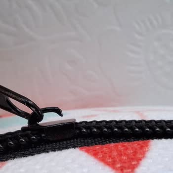 Aldığım Çantanın Fermuar Sorunu Ve Müşteri Hizmetlerine Ulaşamama