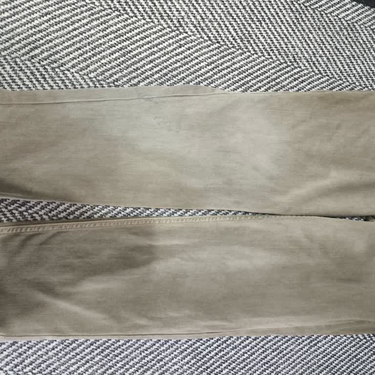 Farmasi Oxi Clean Leke Çıkarıcı Pantolonumu Ağarttı, Mağduriyetimin Giderilmesini İstiyorum