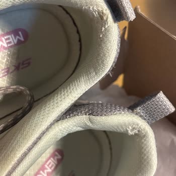 Kısa Sürede Deforme Olan Ayakkabım İçin Mağduriyetimin Giderilmesini İstiyorum