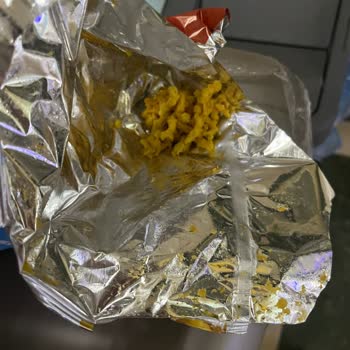 Aldığım Cheetos Bayat Ve Kötü Kokulu Çıktı, Tazelik Sorunu Yaşadım