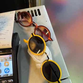 Yanlış Gözlük Gönderildi Satıcıya Ulaşamıyorum Mağduriyetim Giderilmiyor