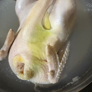 Son Kullanma Tarihi Geçmemiş Tavukta Kötü Koku Ve Renk Bozulması Yaşadım