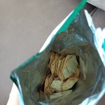 Tahıl Cipsinin İçinden Misina Çıktı İnsan Sağlığı Tehlikede