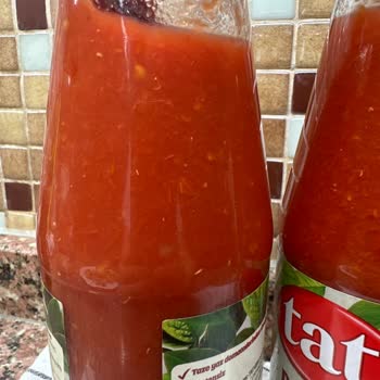Açılmamış Domates Konservesinde Kurt Şoku