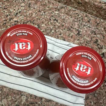 Açılmamış Domates Konservesinde Kurt Şoku