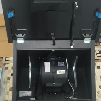 Yanlış Montaj Yönlendirmesiyle Mutfak Dolabımda İstenmeyen Baca Deliği Açıldı