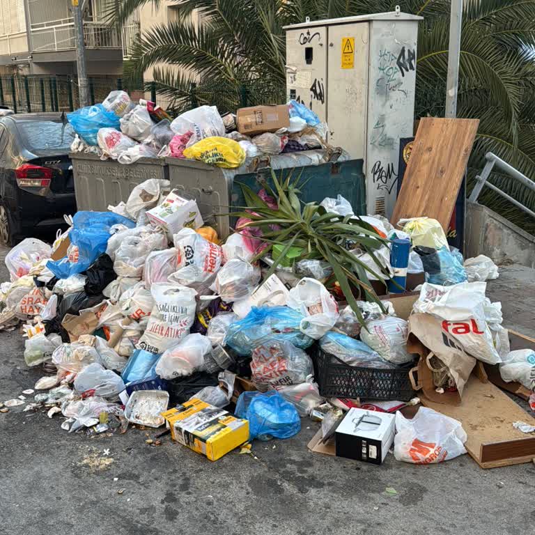 Konak Belediyesi'nde Çöp Toplama Sorunu Ve Sağlık Riski