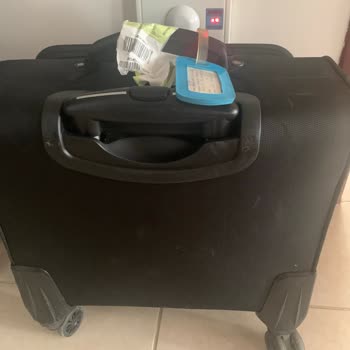 Kabin Bagajı İçin Haksız 1000 TL Ücret Alındı, İade Talep Ediyorum