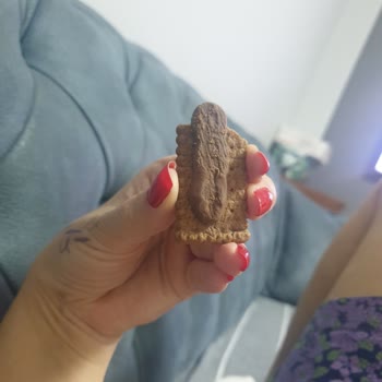 Ülker İkram Kakaolu Bisküvinin Kreması Neredeyse Yok