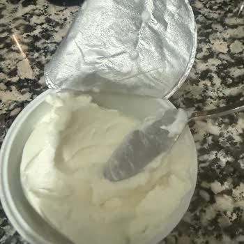 Migros Sanal Marketten Gelen Bozuk Quark Ürünleri