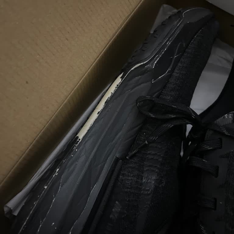 Kısa Sürede Hasar Gören Ayakkabının İadesi Reddedildi Ve Açıklama Yapılmadı