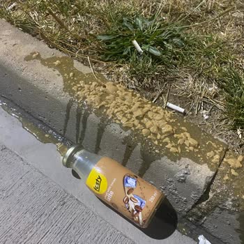 Opet Kahvenin İçinden Çıkan Tomurcuk Hastaneye Gitmeme Neden Oldu