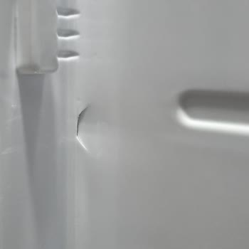 Yeni Alınan Buzdolabı İki Kez Arızalandı Ve Kusurlu Ürünle Mağduriyet Yaşadım