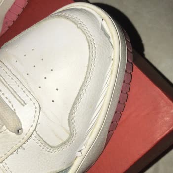 Kısa Sürede Yıpranan Ayakkabı İçin Garanti Süresi Mağduriyeti