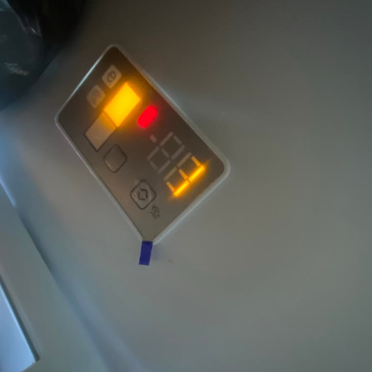 Sürekli Arızalanan Altus Buzdolabının Değişimini Talep Ediyorum