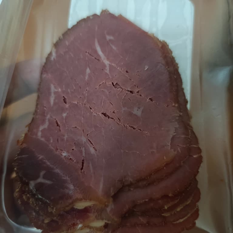 Aldığım Dana Füme Et Bozuk Çıktı, Son Tüketim Tarihi Yanlış Yazılmış