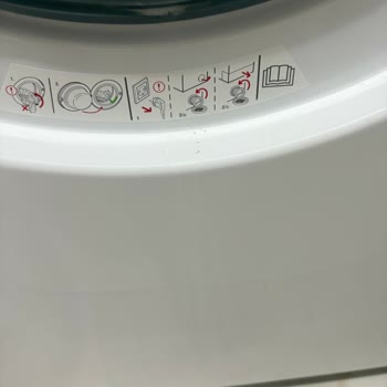 Yeni Alınan Çamaşır Makinesinde Su Sızıntısı Ve Küflenme Sorunu Çözülmedi