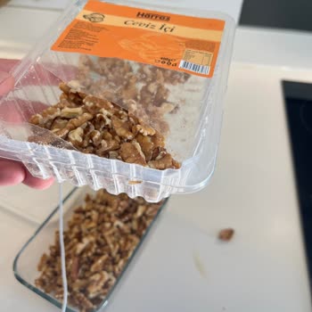 Ceviz Paketinden Böcek Çıktı, Mağaza İlgisiz Kaldı Ve Çözüm Sunulmadı