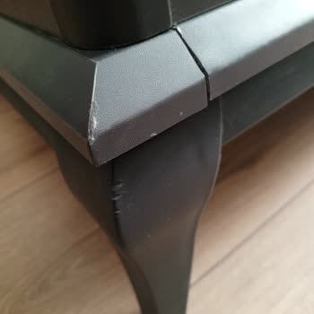 2.5 Ay Bekleyip Kırık Dökük Gelen Yatak Ve İlgisiz Mağaza