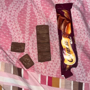 Aldığım Çikolata Küflü Çıktı Müşteri Hizmetlerinden Dönüş Yok