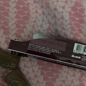 Aldığım Çikolata Küflü Çıktı Müşteri Hizmetlerinden Dönüş Yok