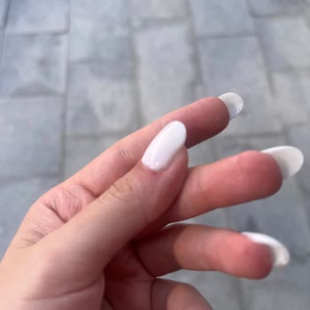 London Beauty Turkey Protez Tırnak İşleminde Hijyen Ve Kalite Sorunu, Yetersiz Çözüm Sunumu