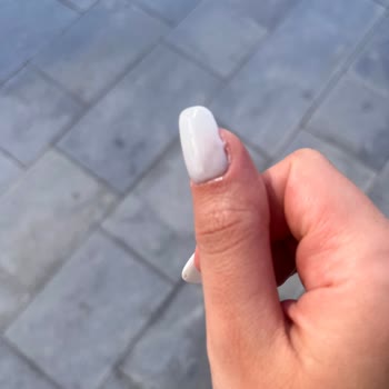 London Beauty Turkey Protez Tırnak İşleminde Hijyen Ve Kalite Sorunu, Yetersiz Çözüm Sunumu