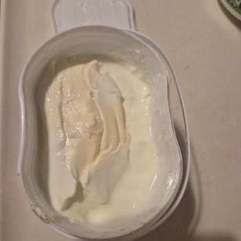 Bozuk Yoğurt Ve İletişim Eksikliği Nedeniyle Mağduriyet Yaşadım