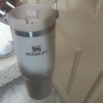 Stanley Termosumun Kapağı 2 Günde Çatladı Ve Sızdırıyor