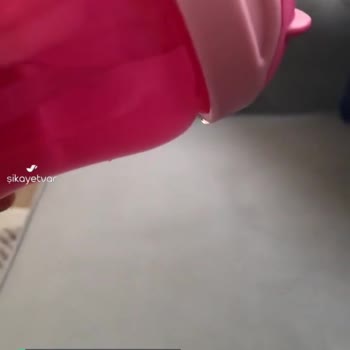 Wee Baby Akıtan Suluk Yapmışlar!