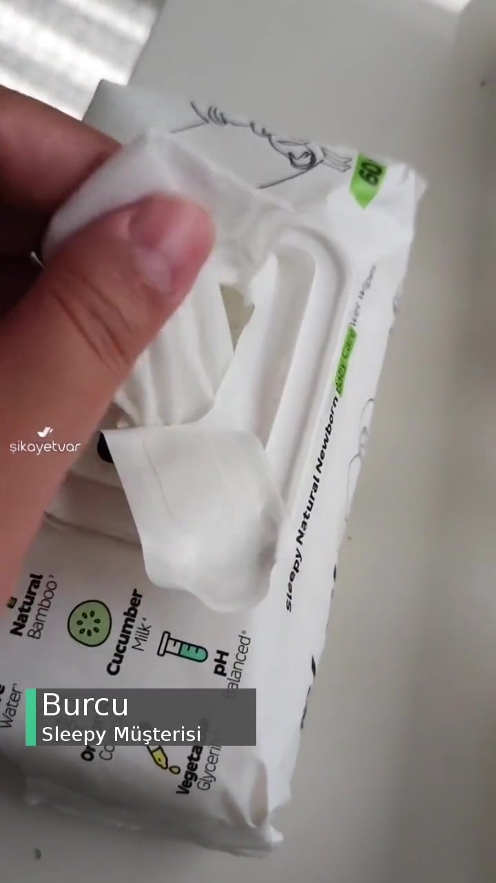 Sleepy Islak Mendilinin İçinden Küf, Kum Çıktı! videonun kapak resmi