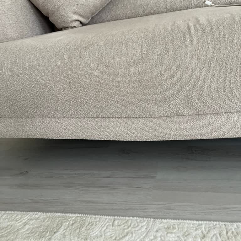 Aldığım Koltuk Takımında Çökme Ve Renk Atması Sorunu, 3 Aydır Çözüm Sunulmuyor