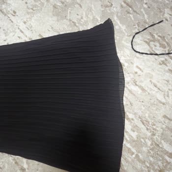 Kusurlu Elbiseler Ve Yetersiz İade Süreci Nedeniyle Mağduriyet