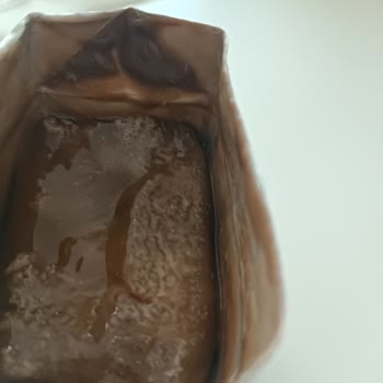 Son Kullanma Tarihi Geçmemiş Pudingin Bozuk Çıkması Ve Kötü Koku