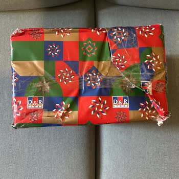 Hediye Paketi Hizmeti Özensiz Ve Not Unutulmuş