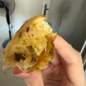 Bazlamanın İçinden Böcek Çıkması Hijyen Endişesi Yarattı