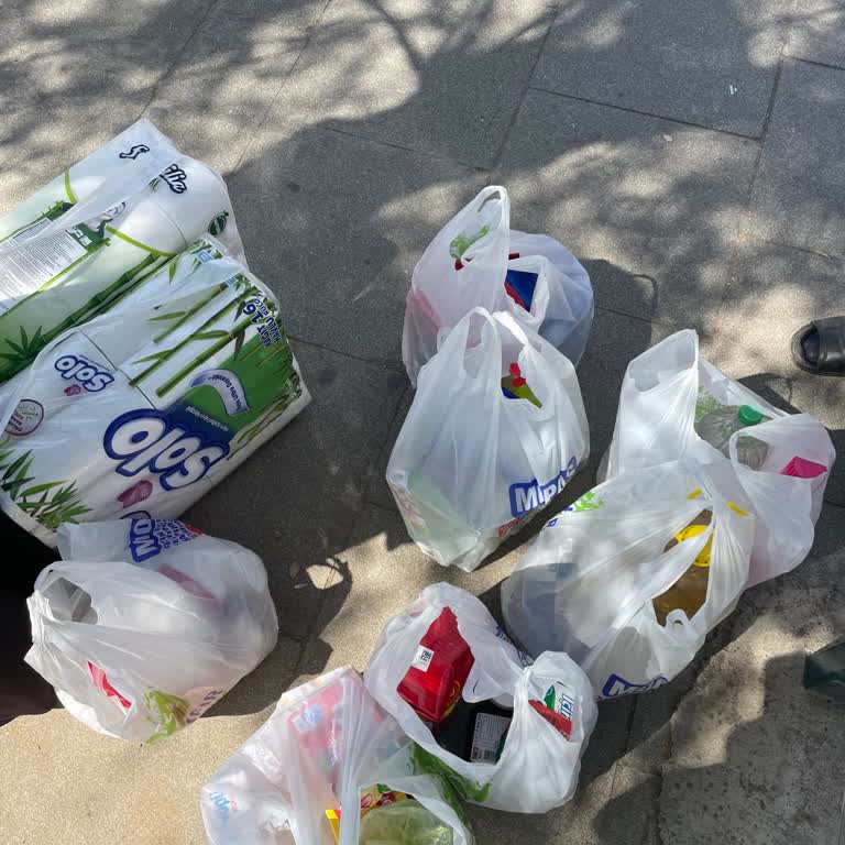 Mopaş Süpermarket'te Eve Servis Hizmeti Ve Müşteri Aracı Mağduriyeti