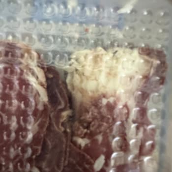 Aldığım Pastırma Tamamen Yağ Dolu Ve Tüketilemez Halde Çıktı