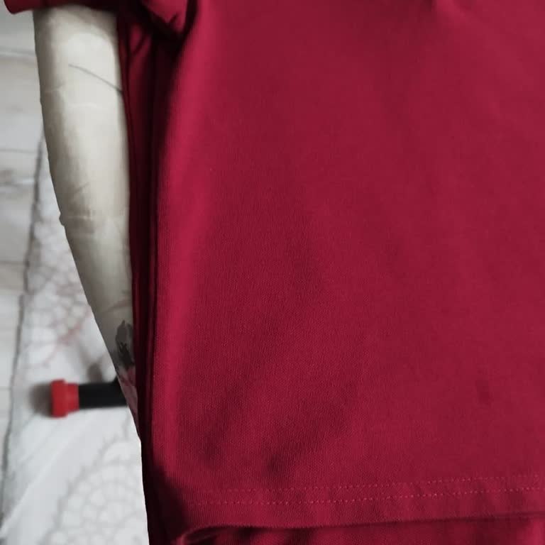 Aynı Siparişten Farklı Ebatlarda Tişört Gönderildi, Çözüm Bekliyorum