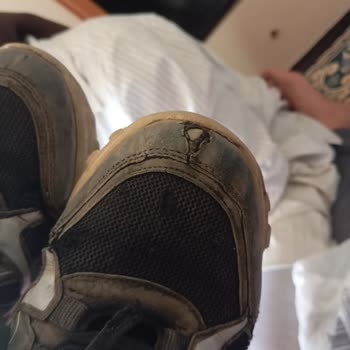 Kinetix Ayakkabıda Deformasyon Ve Garanti Sürecinde Olumsuz Sonuç