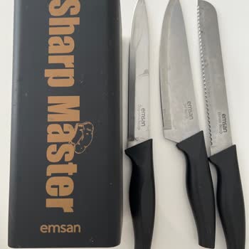 Emsan Mutfak Paslanmaz Olarak Satılan Bıçak Seti Paslandı, Mağduriyetimin Giderilmesini İstiyorum