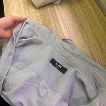 Piazza Şanlıurfa Mavi Gömlekte Renk Solması